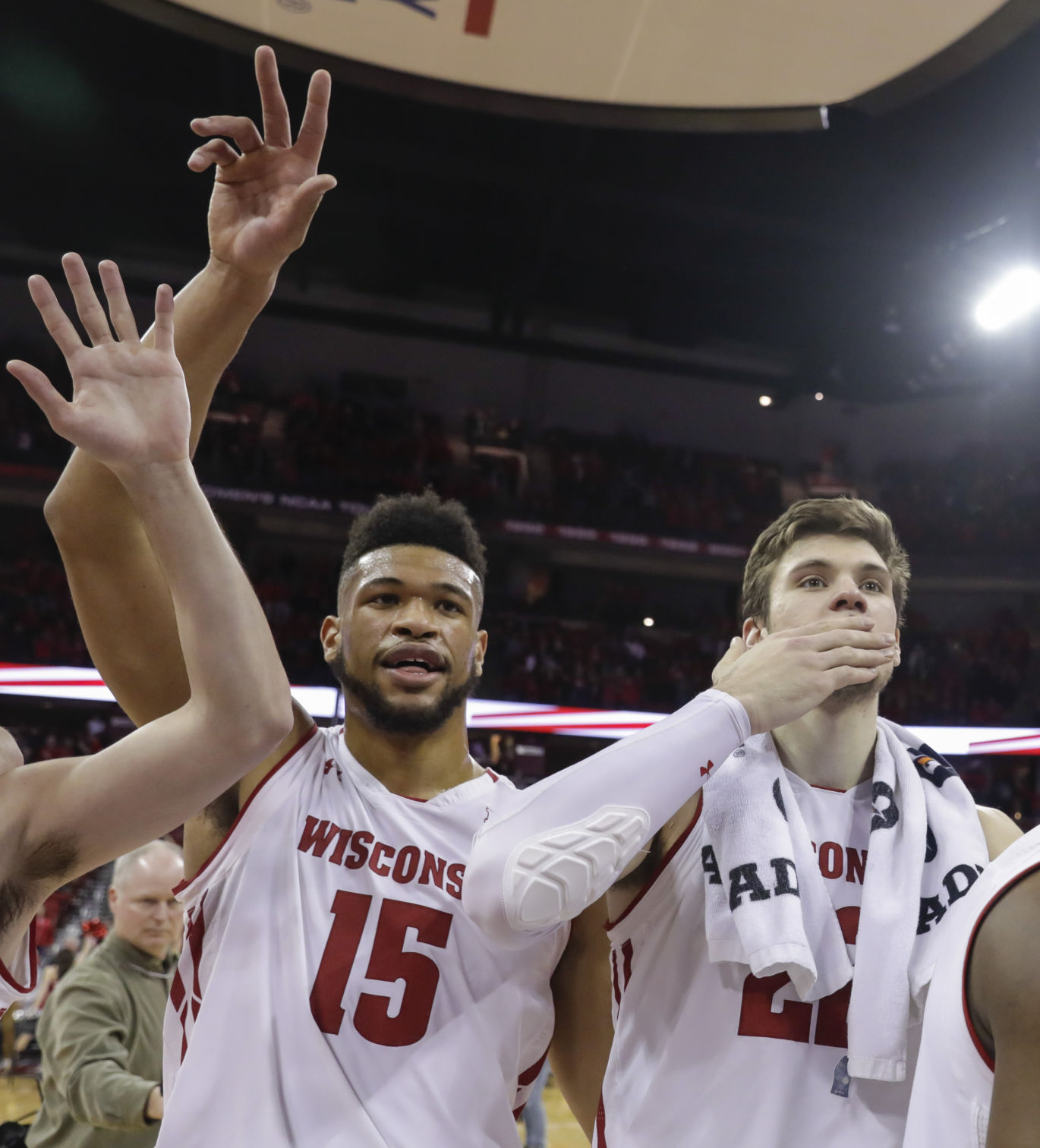 Iowa Wisconsin Basketball